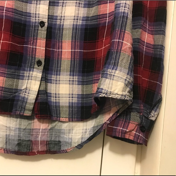 Adorable Flannel-ish Top - Picture 6 of 8